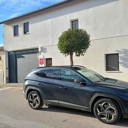 Alojamiento El Pez Casa Con Piscina Climatizada Villafranca de los Caballeros المظهر الخارجي الصورة